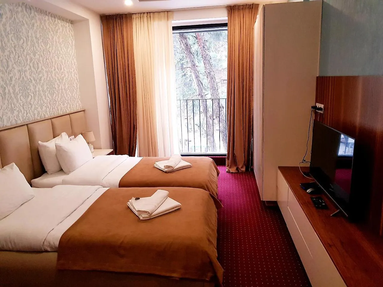 Hotel Nice Room & Guinness Pub Brasserie  Tbilisi